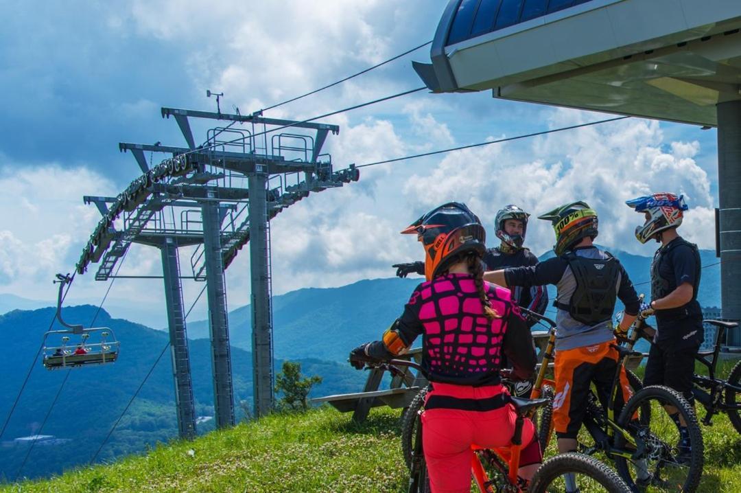 On Top Of The World At Sugar Top Resort Sugar Mountain Exterior photo